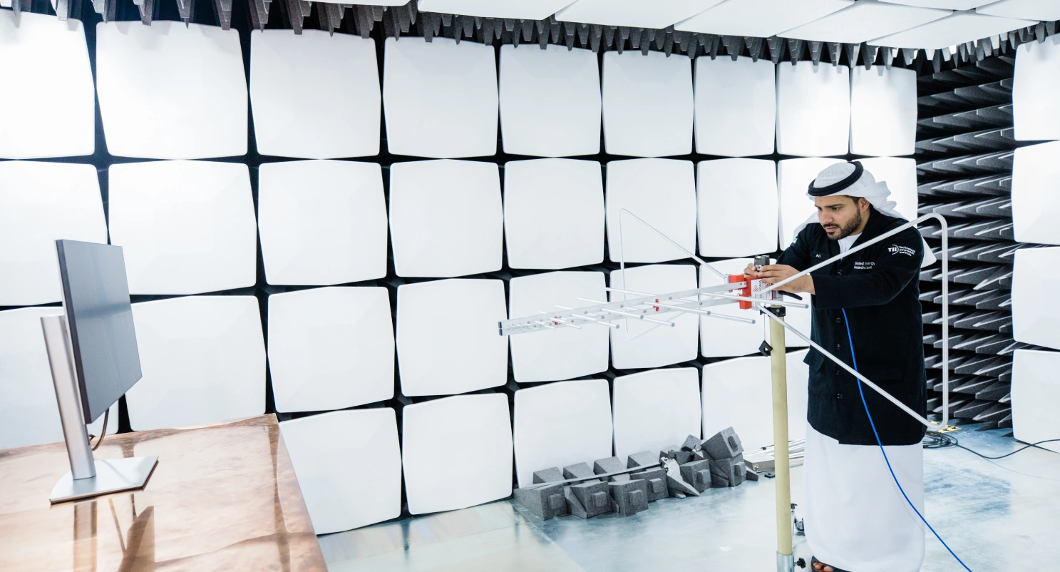 Low noise emissions testing facility